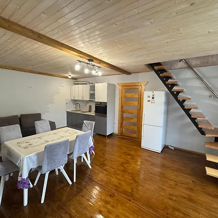 лісова лілея Apartment